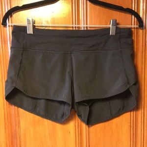 Lulu lemon speed short